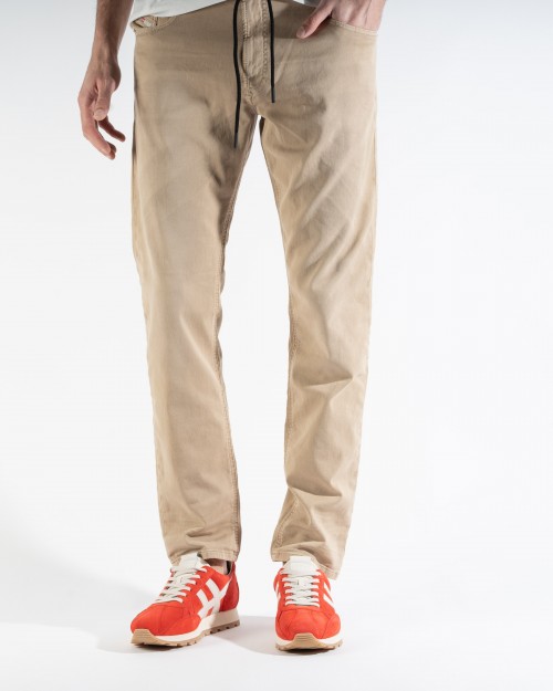 Pantalones DIESEL regular...